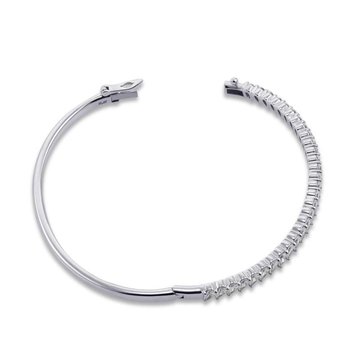 Solitairekart 4.06ct Pear Cut Natural Diamond Bracelet-HI Color. VS-SI Clarity